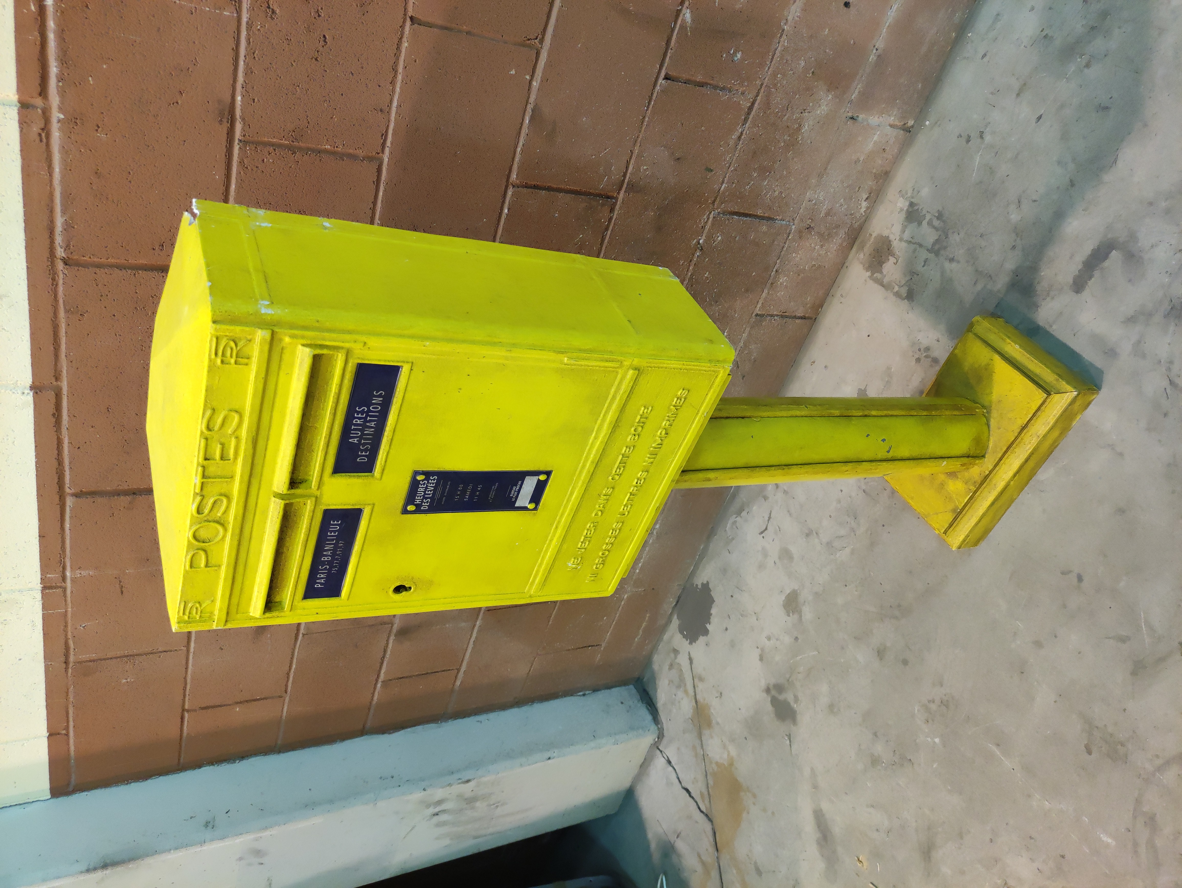 buzon correo replica francia impr3d 130x42x19 1u